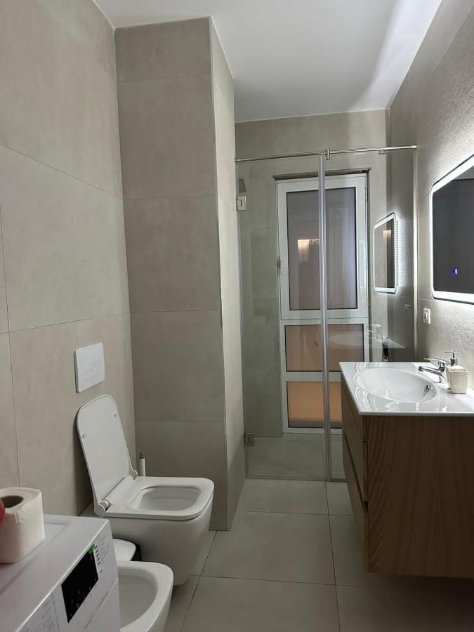 Eme Apartments - Kompleksi San Pietro, Gjiri I Lalzit Durrës Buitenkant foto