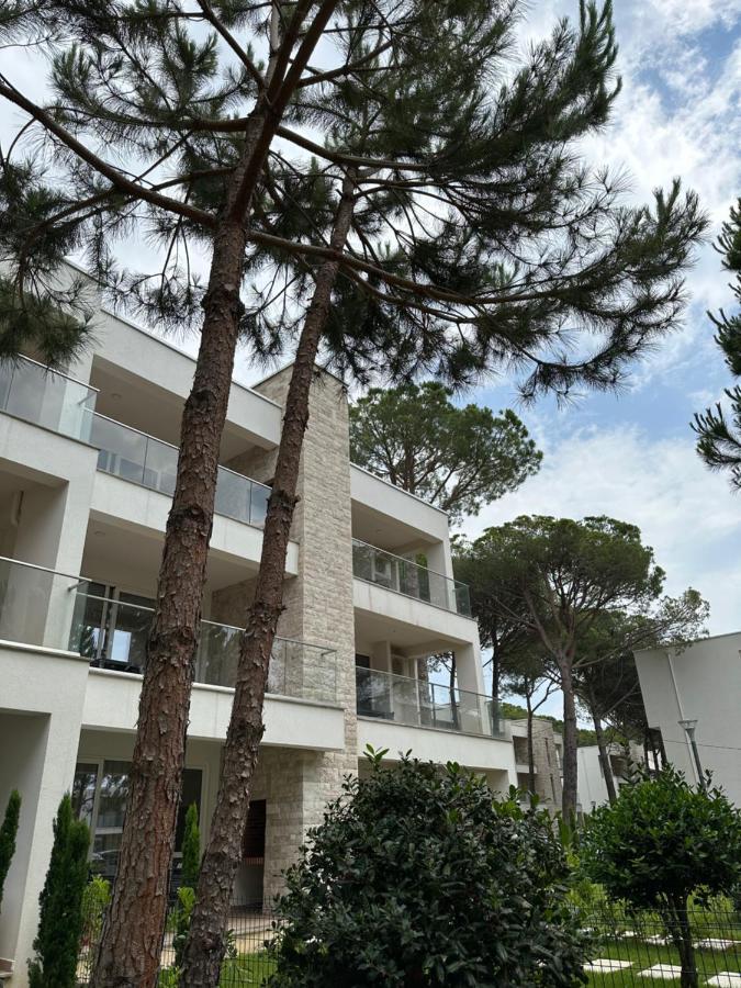 Eme Apartments - Kompleksi San Pietro, Gjiri I Lalzit Durrës Buitenkant foto