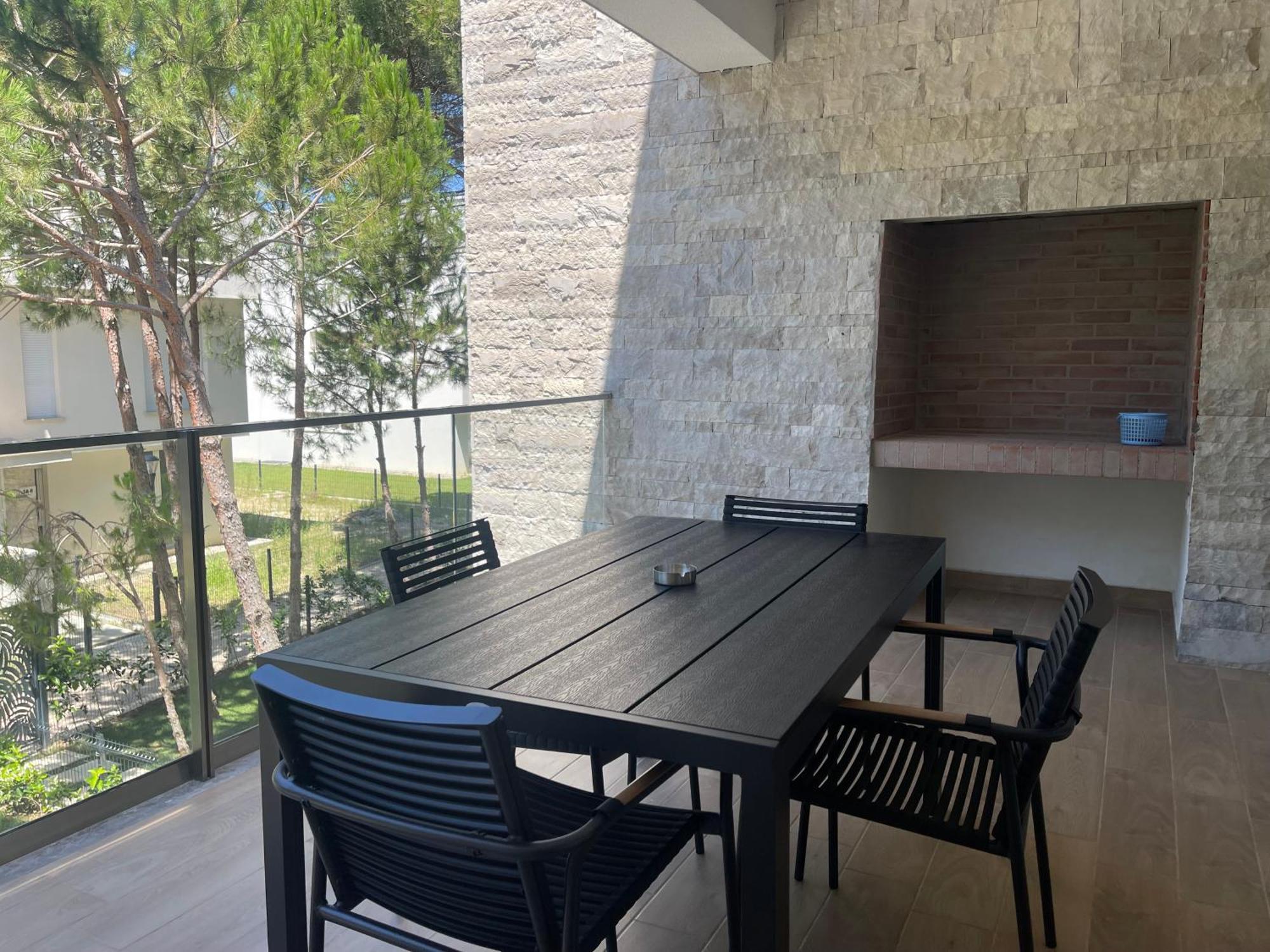 Eme Apartments - Kompleksi San Pietro, Gjiri I Lalzit Durrës Buitenkant foto